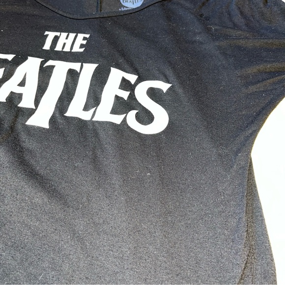 The Beatles v-neck long sleeve Tee size M - Picture 2 of 5